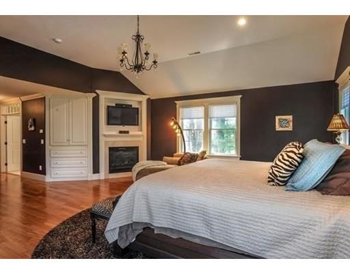 24 Old Barn Road Hanover, MA 02339 - Photo 18 of 29