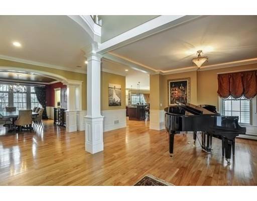 24 Old Barn Road Hanover, MA 02339 - Photo 5 of 29