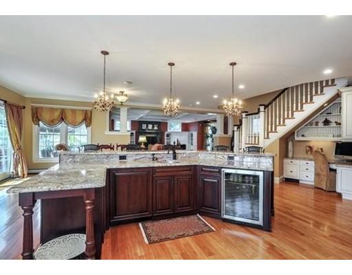 24 Old Barn Road Hanover, MA 02339 - Photo 9 of 29