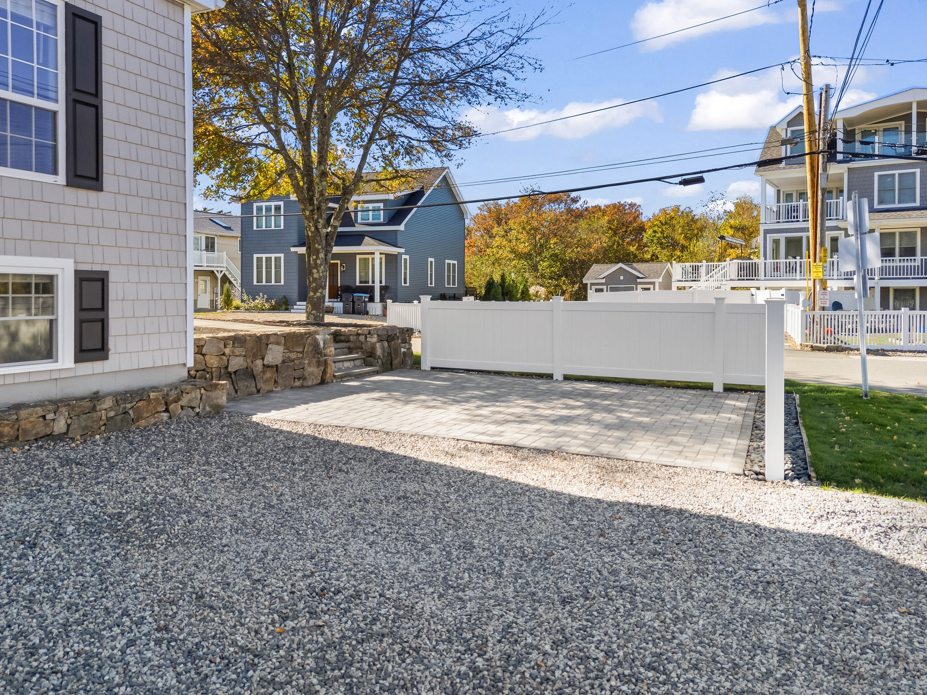 1 Nicole Rd, York