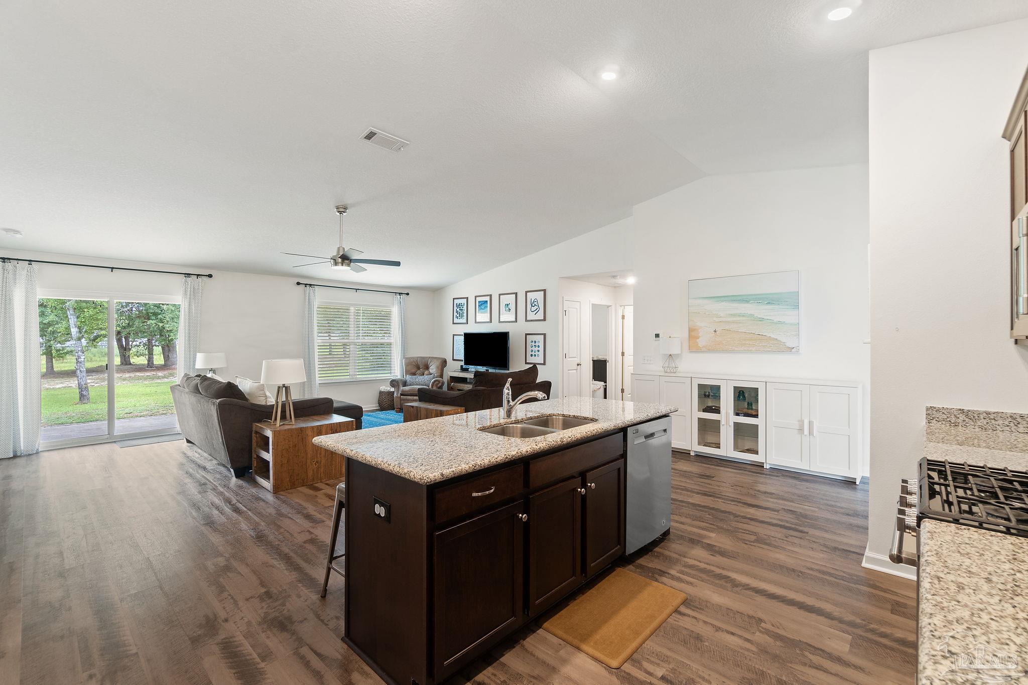 4708 Perception Circle Milton, FL 32570 - Photo 14 of 36