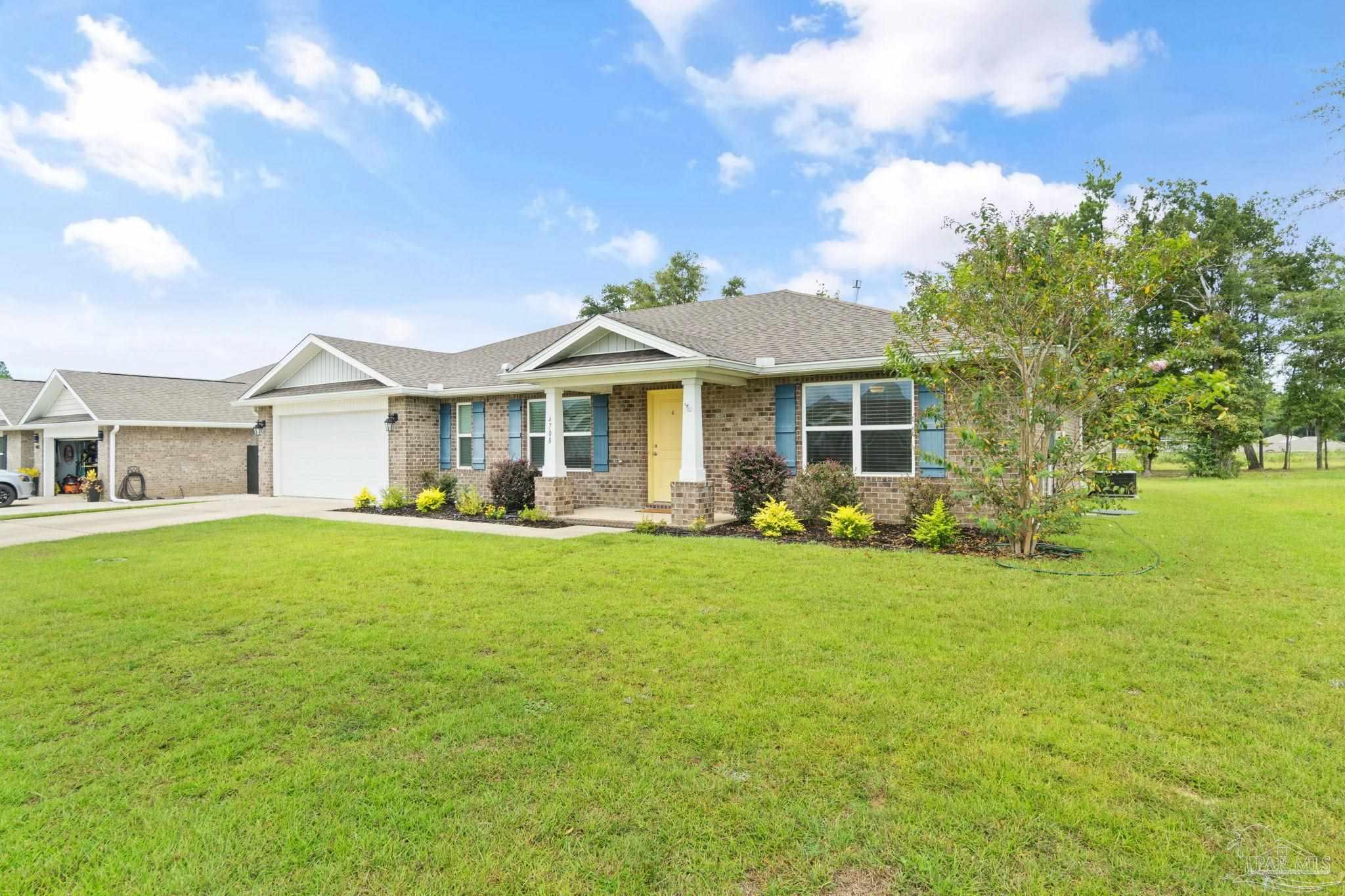 4708 Perception Circle Milton, FL 32570 - Photo 2 of 36