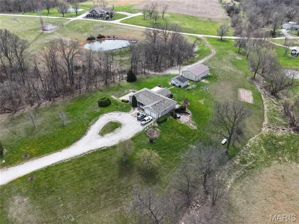 $489,000 | 26253 Highway 6, Maywood, MO 63454
