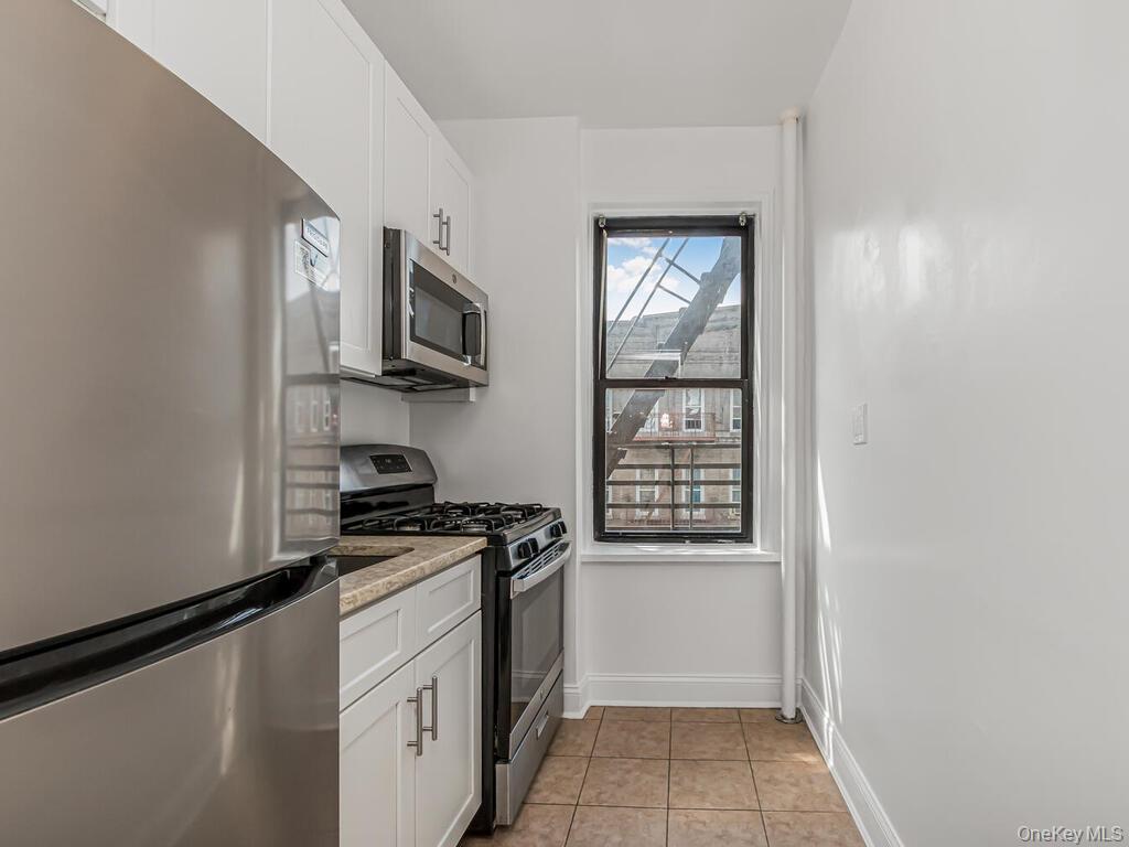 55 East 190th Street, Unit 57 Bronx, NY 10468 - Photo 3 of 15