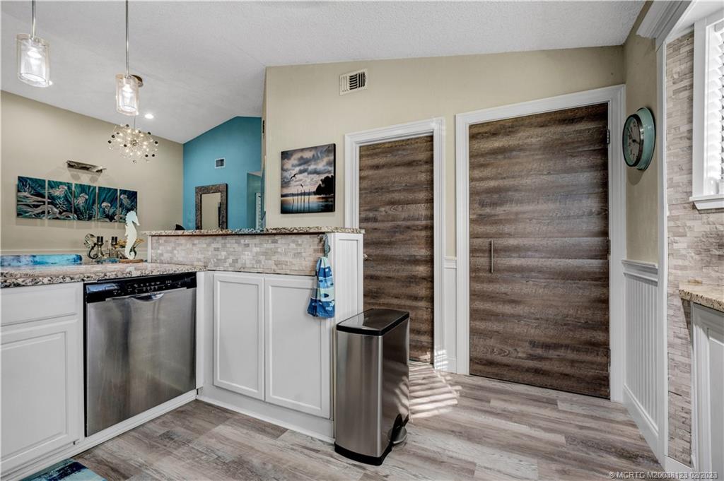 4021 Southeast Jacaranda Street Stuart, FL 34997 - Photo 7 of 32