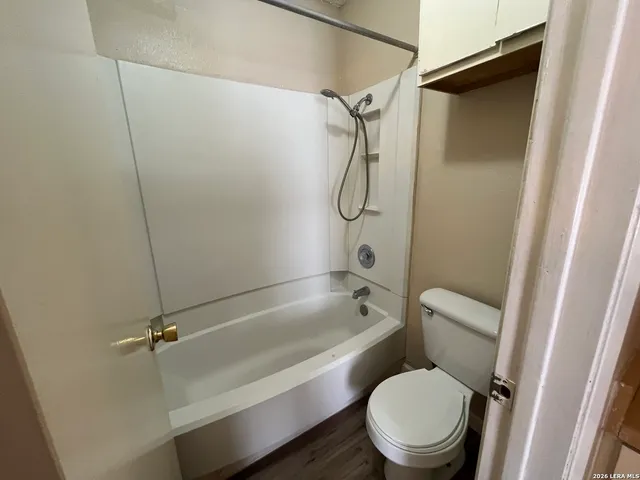 $695 | 300 Moursund Boulevard, Unit 10, San Antonio, TX 78221