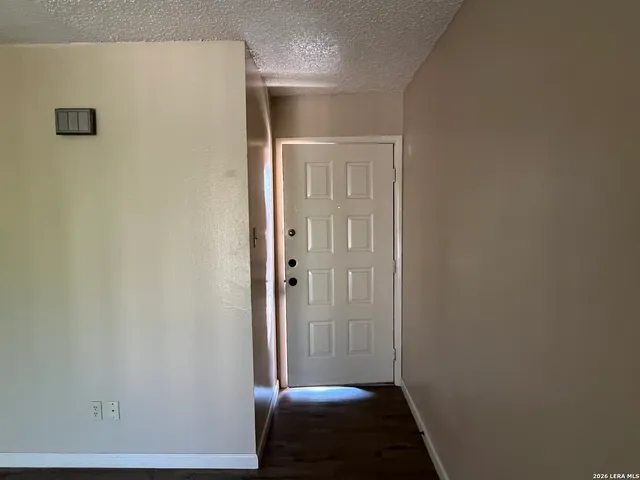 $695 | 300 Moursund Boulevard, Unit 10, San Antonio, TX 78221