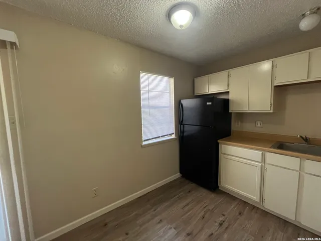 $695 | 300 Moursund Boulevard, Unit 10, San Antonio, TX 78221