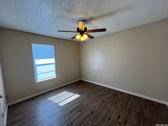 $695 | 300 Moursund Boulevard, Unit 10, San Antonio, TX 78221