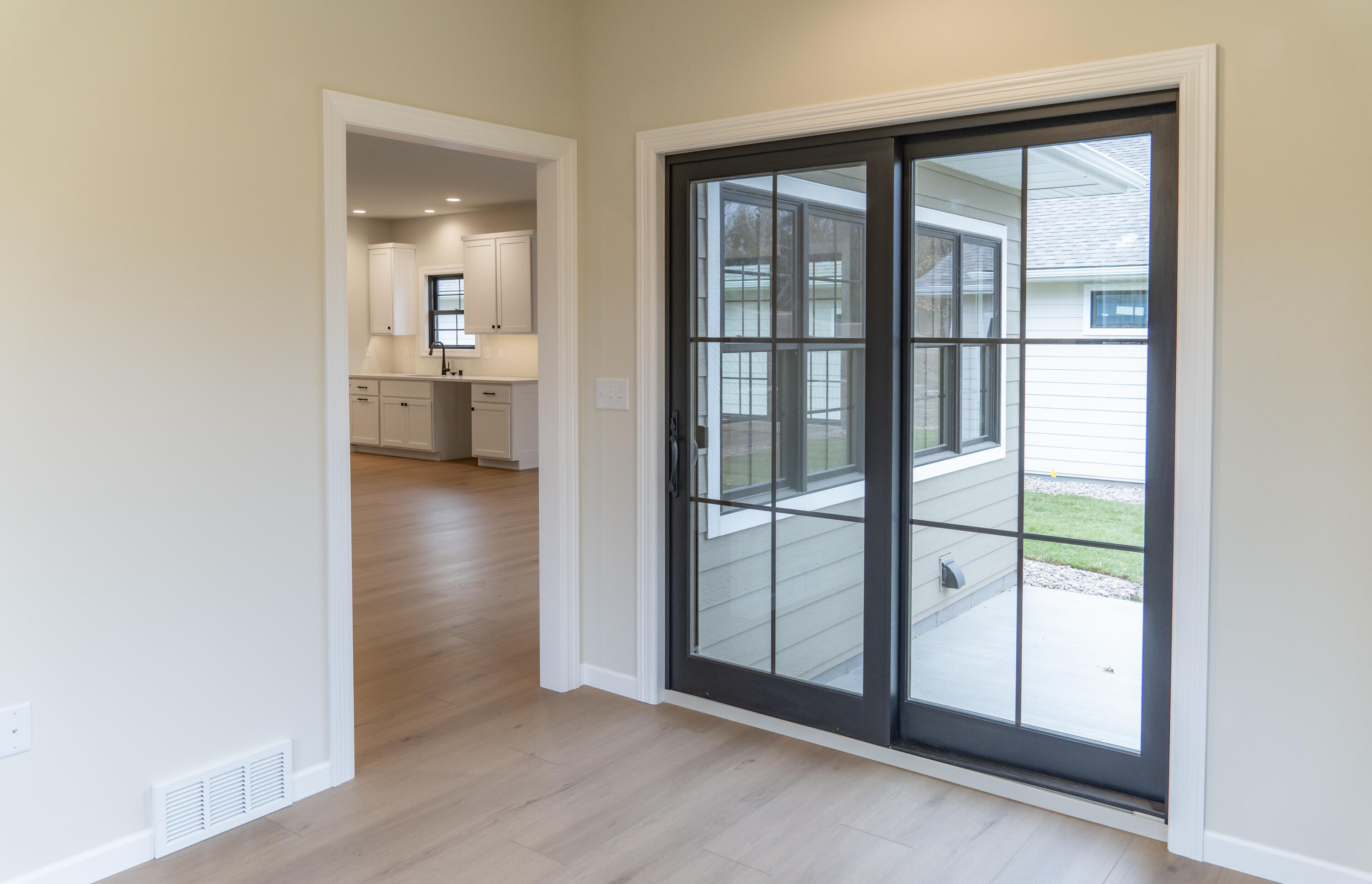 620 Johnson Street Onalaska, WI 54650 - Photo 14 of 30 Sunroom #2
