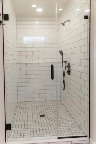 $694,800 | 620 Johnson Street, Onalaska, WI 54650