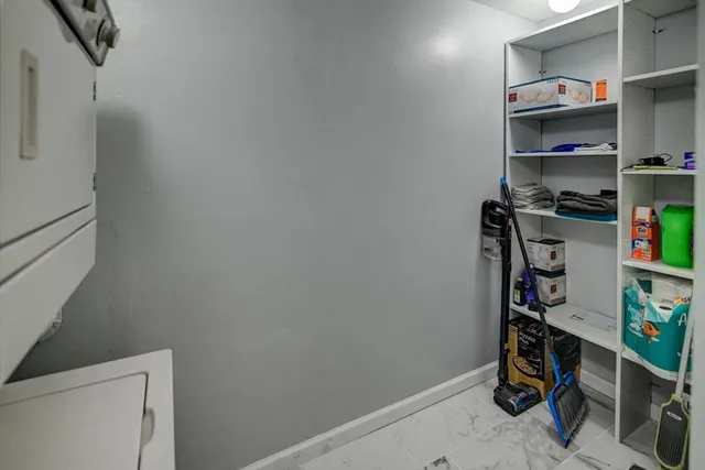 $240,000 | 5518 Century, Unit 4, Middleton, WI 53562