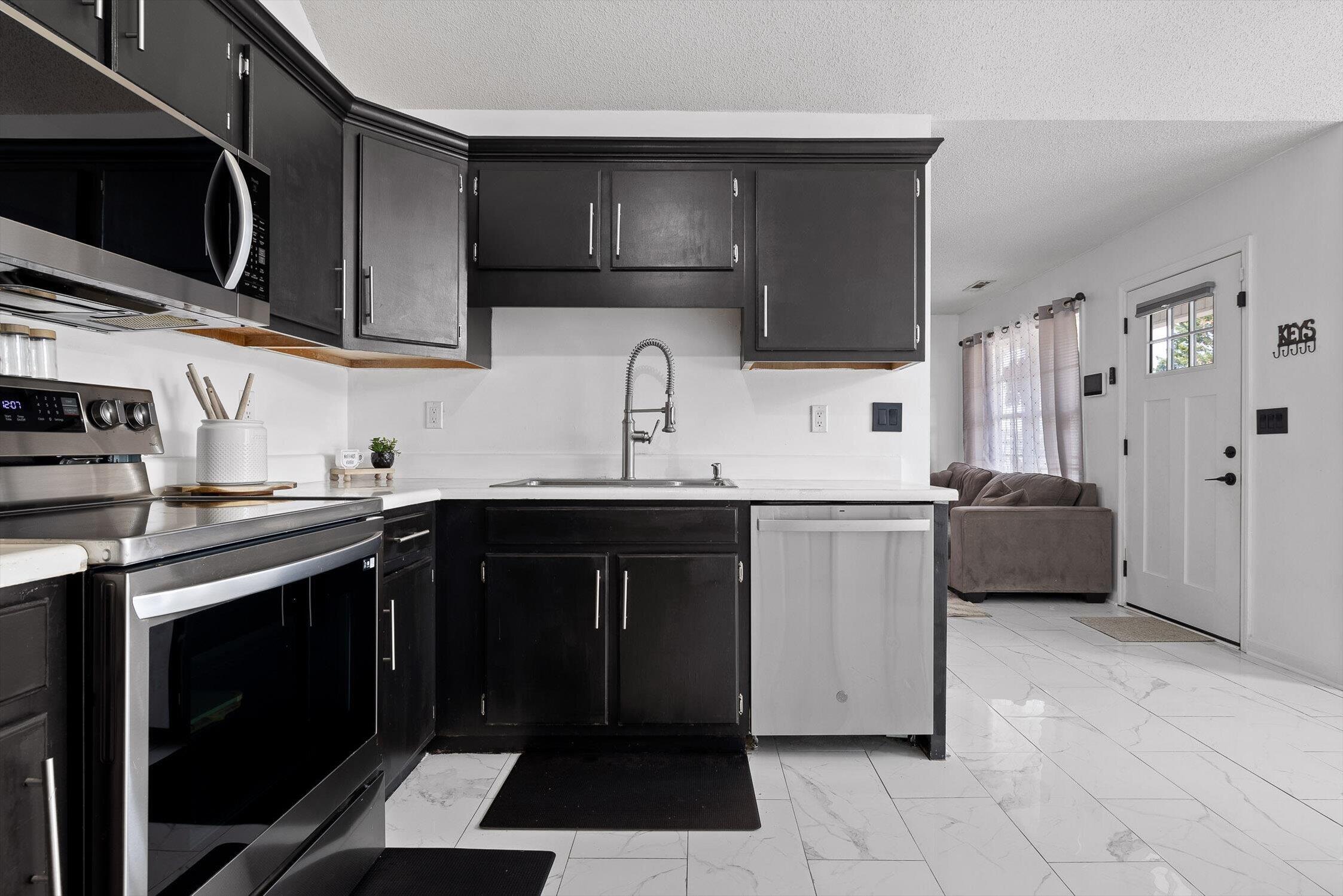 1433 Heather Way Dalton, GA 30721 - Photo 12 of 21 11-Heather-10