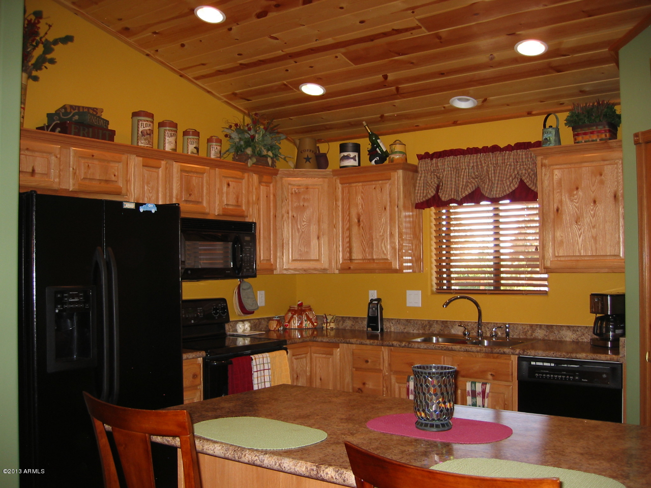 2279 Bain Trail Overgaard, AZ 85933 - Photo 13 of 26 IMG_4505