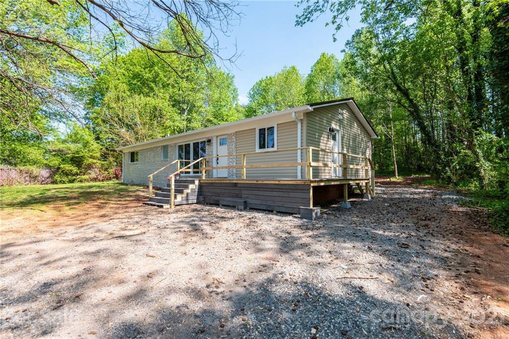 1616 Radio Station Road Newton, NC 28658 - Photo 41 of 45 Gallery Image 41