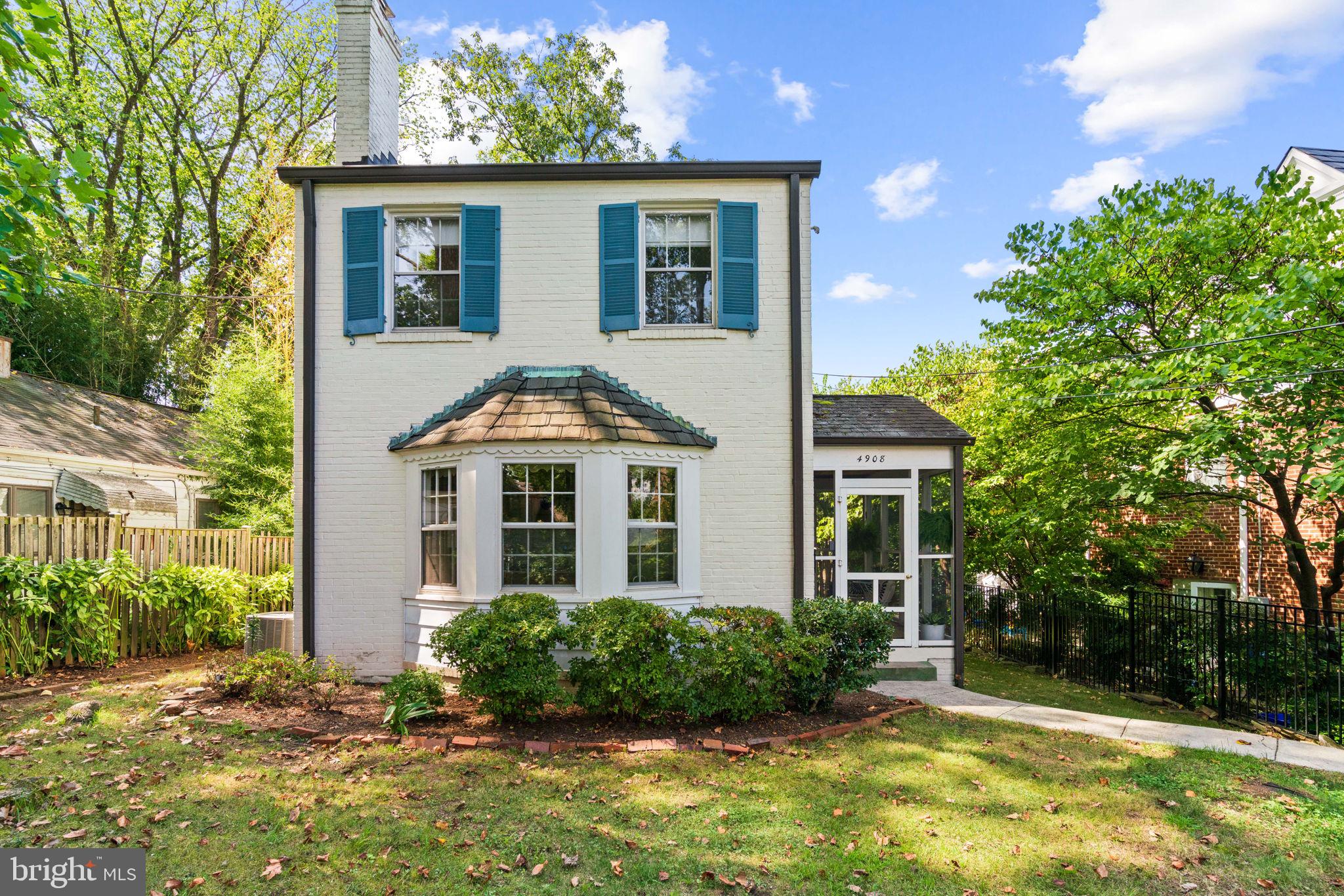 4908 Crescent Street Bethesda, MD 20816 - Photo 2 of 39