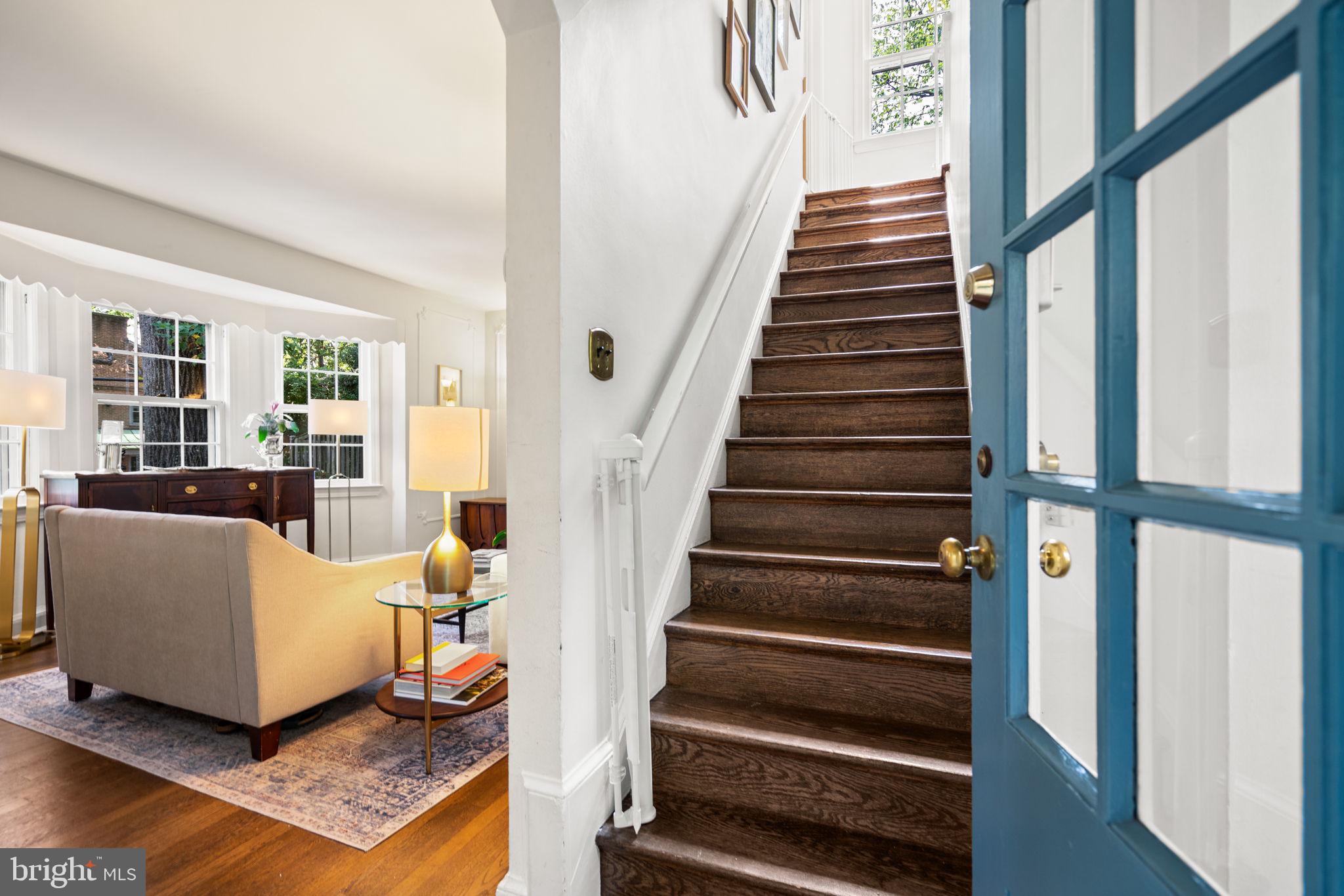 4908 Crescent Street Bethesda, MD 20816 - Photo 7 of 39