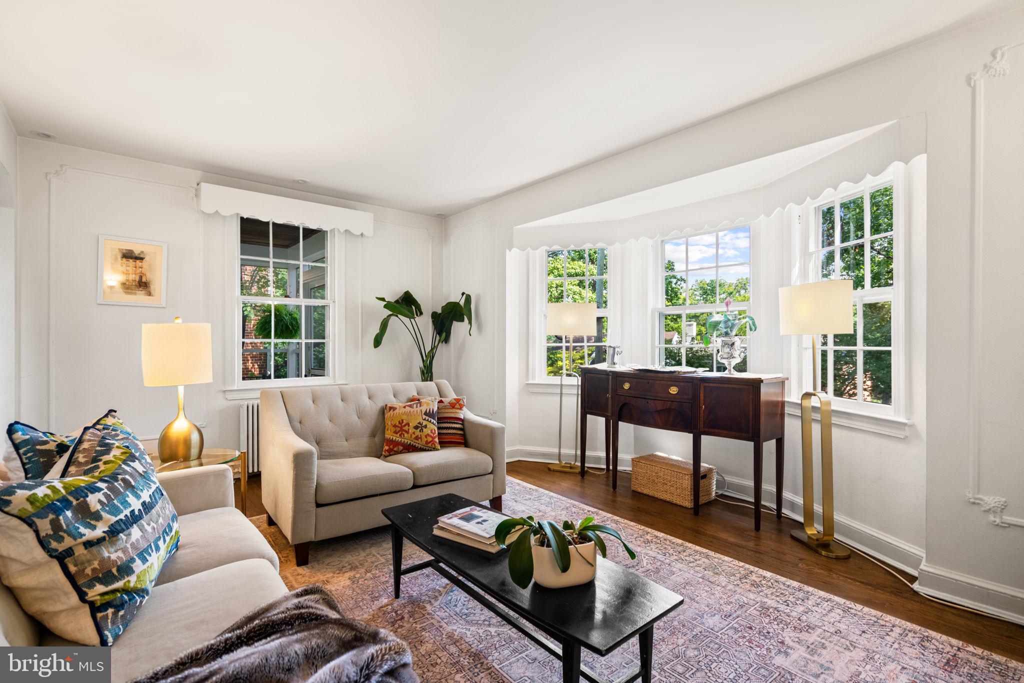 4908 Crescent Street Bethesda, MD 20816 - Photo 9 of 39