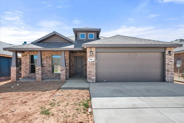 $227,000 | 707 East 30th Street, Wolfforth, TX 79382