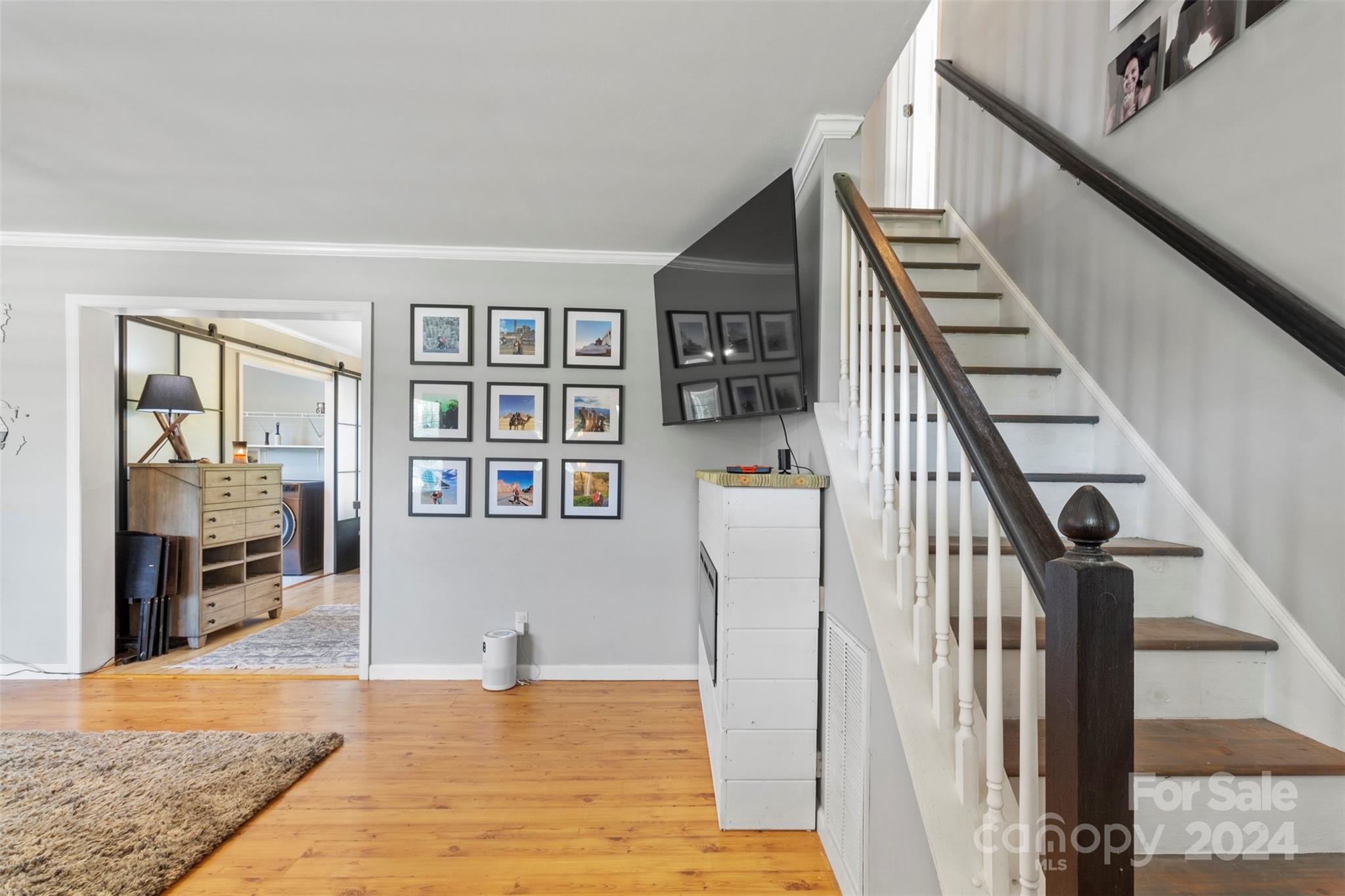 852 Langley Drive Chester, SC 29706 - Photo 10 of 35 a view of livingroom with furniture and workspace