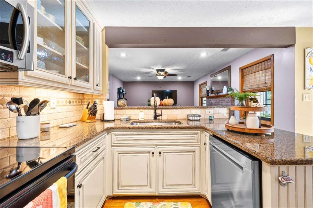 12030 Hutchesons Ferry Road Chattahoochee Hills, GA 30268 - Photo 27 of 68