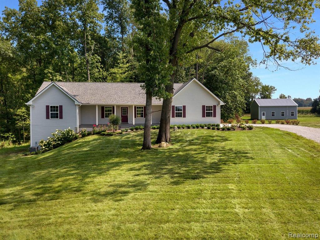 5150 Reds Way Howell, MI 48855 - Photo 3 of 29