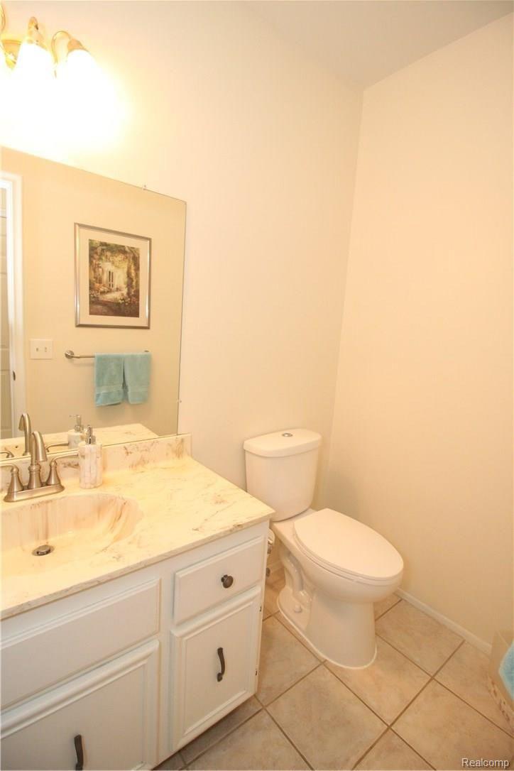 47630 Tilch Road Macomb, MI 48044 - Photo 10 of 58 IMG_1687.JPG