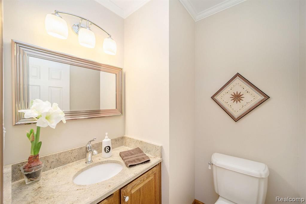 3659 Worthington Court Rochester Hills, MI 48309 - Photo 17 of 42