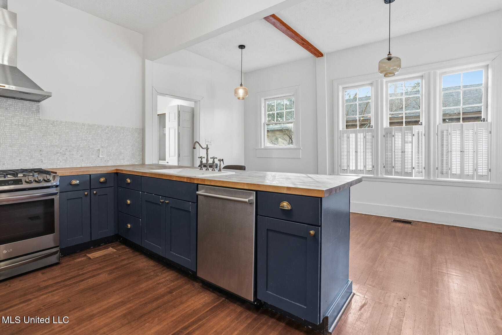 801 Arlington Street Jackson, MS 39202 - Photo 20 of 38 801 Arlington-20