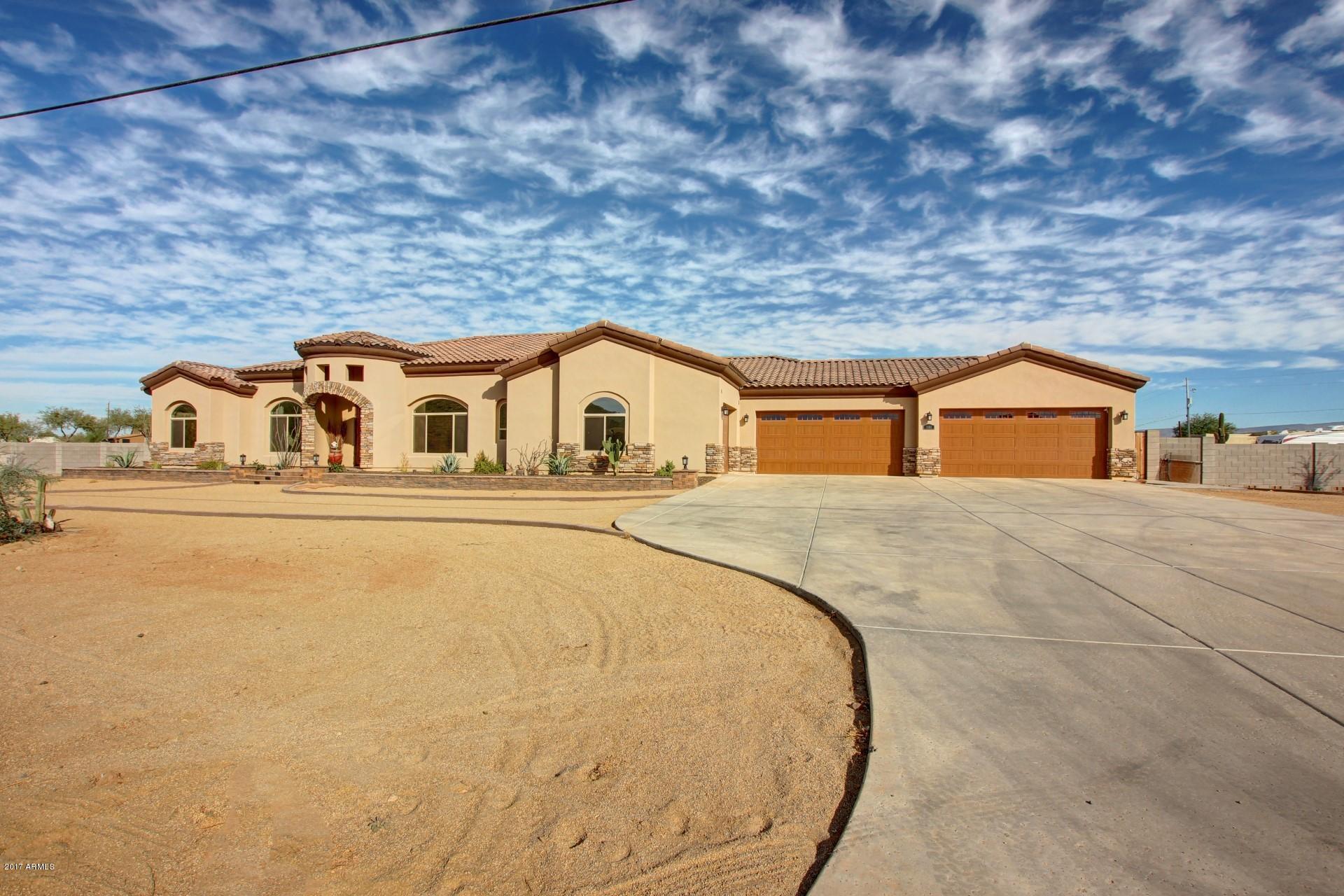 1604 West Maddock Road Phoenix, AZ 85086 - Photo 4 of 42 0003-Maddock (3)