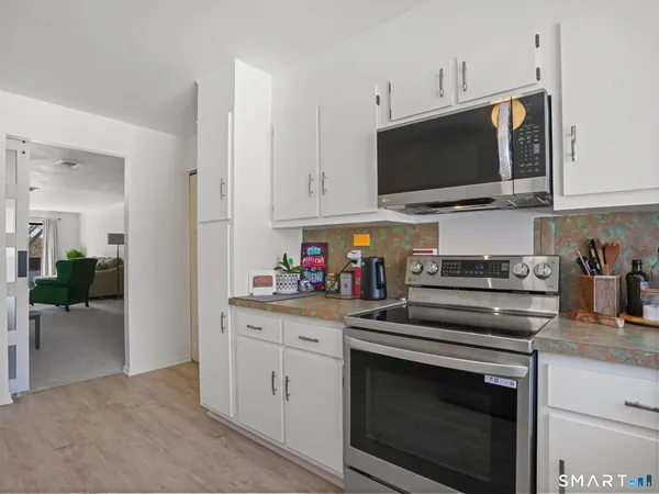 $539,000 | 192 Gillies Lane, Unit 192, Norwalk, CT 06854