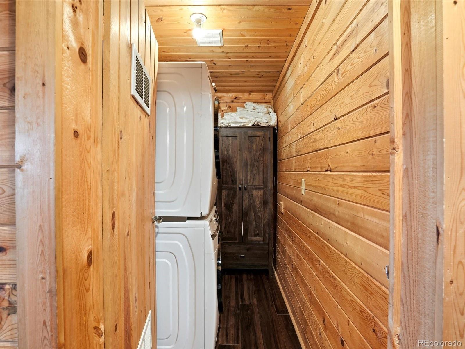 201 Moss Rock Road Bailey, CO 80421 - Photo 22 of 43 a view of a closet