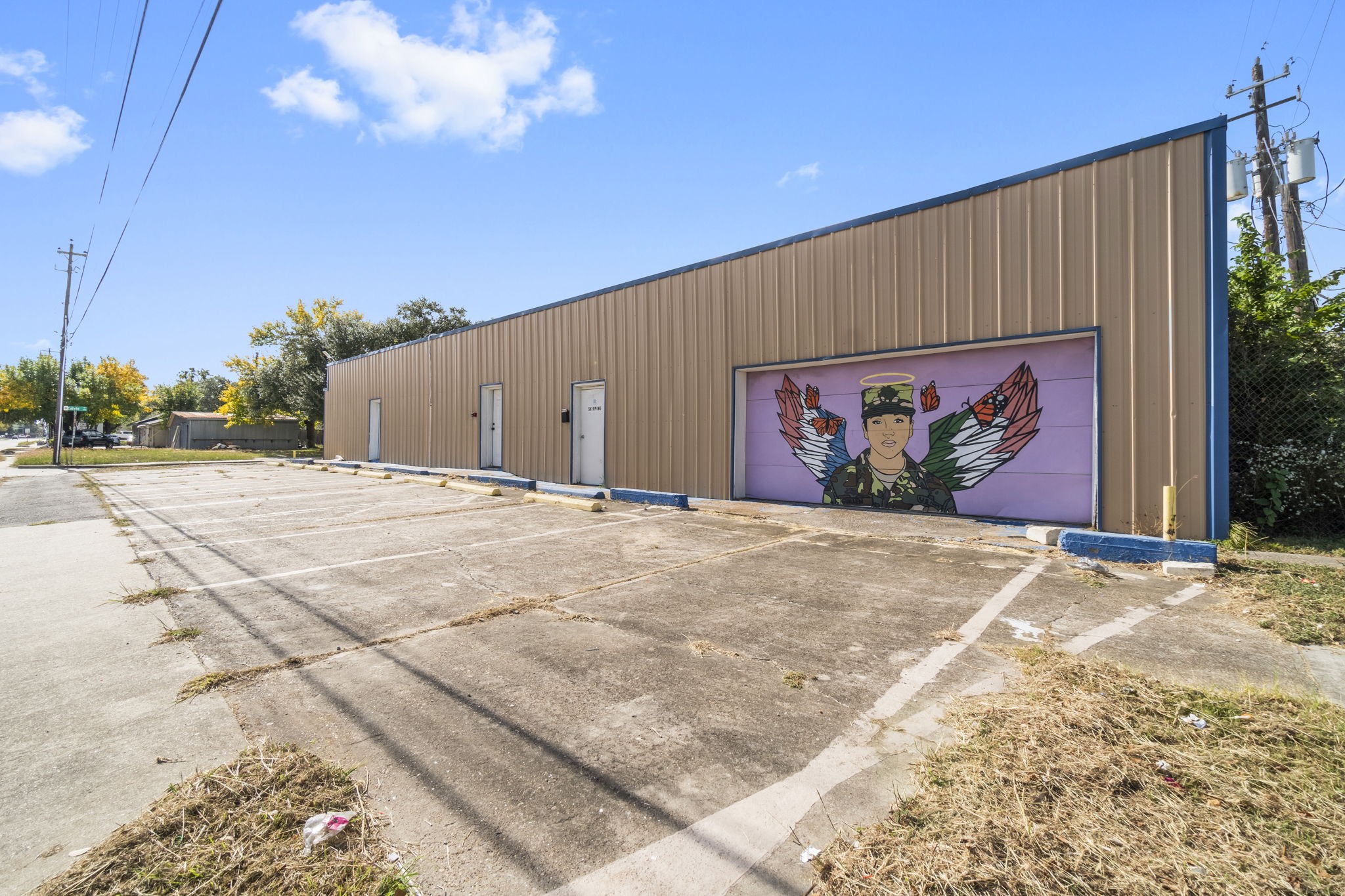 1018 Shaver Street Pasadena, TX 77506 - Photo 3 of 43 Plenty of Parking!