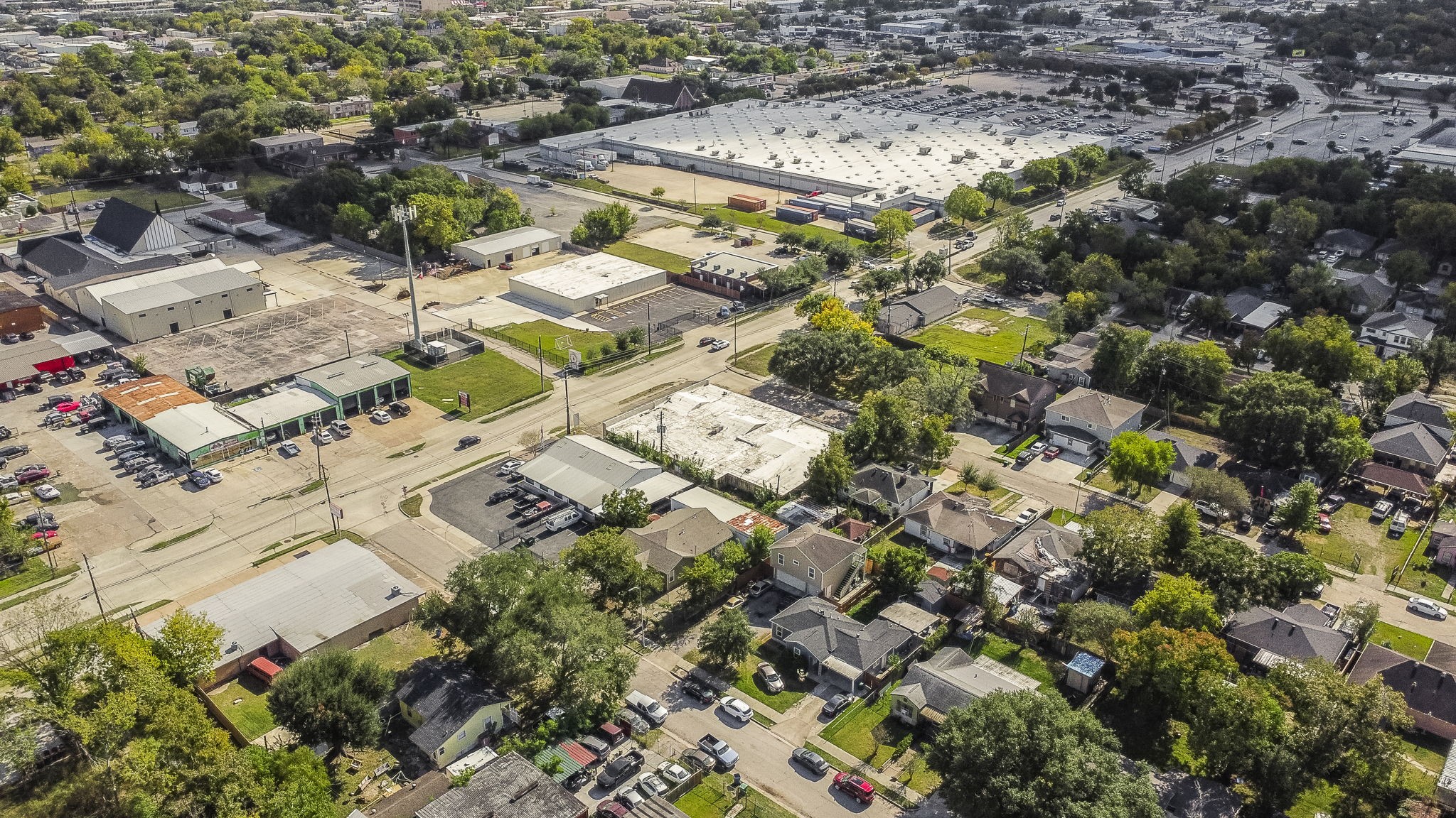 1018 Shaver Street Pasadena, TX 77506 - Photo 36 of 43 an aerial view of residential houses with outdoor space