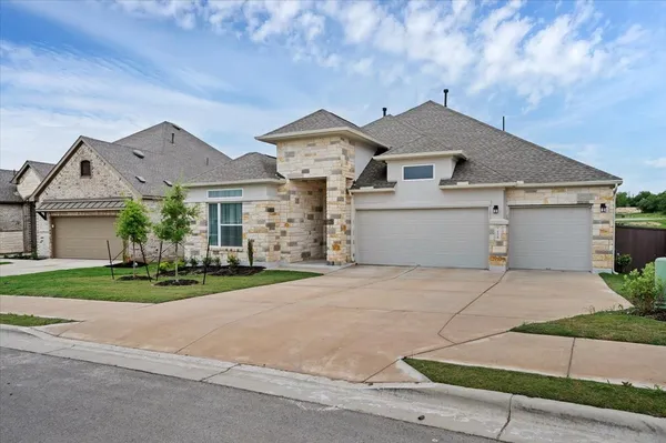 $2,900 | 135 Independence Drive, Kyle, TX 78640