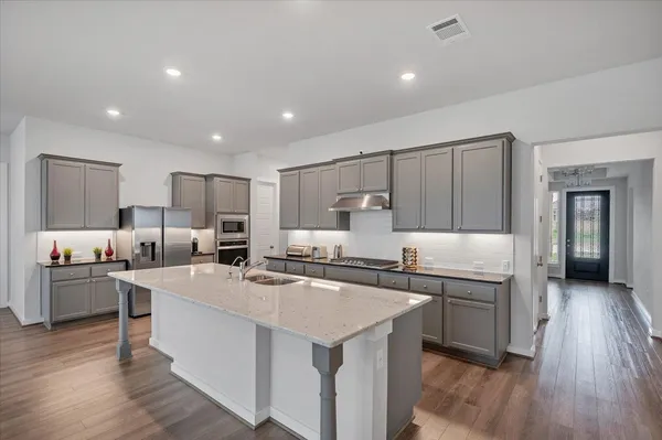 $2,900 | 135 Independence Drive, Kyle, TX 78640