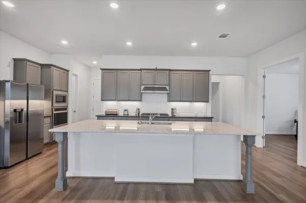 $2,900 | 135 Independence Drive, Kyle, TX 78640