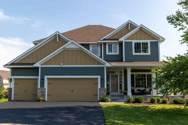 $699,000 | 1364 Ridge Lane, Shakopee, MN 55379