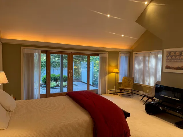 $1,100,000 | 510 Cedar Street, West Barnstable, MA 02668