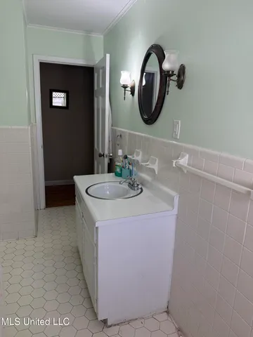 $249,000 | 820 Ave Of Pines, Grenada, MS 38901