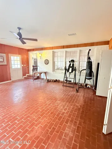 $249,000 | 820 Ave Of Pines, Grenada, MS 38901