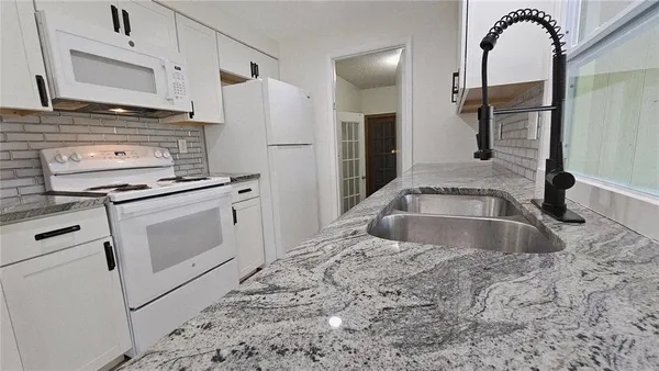 $1,575 | 284 Rotonda Boulevard West, Rotonda West, FL 33947