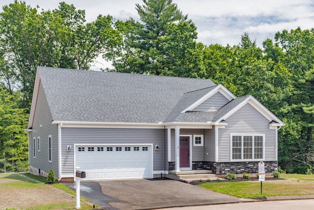 76 Watch Hill Road, Unit 76 Enfield, CT 06082 - Photo 2 of 26