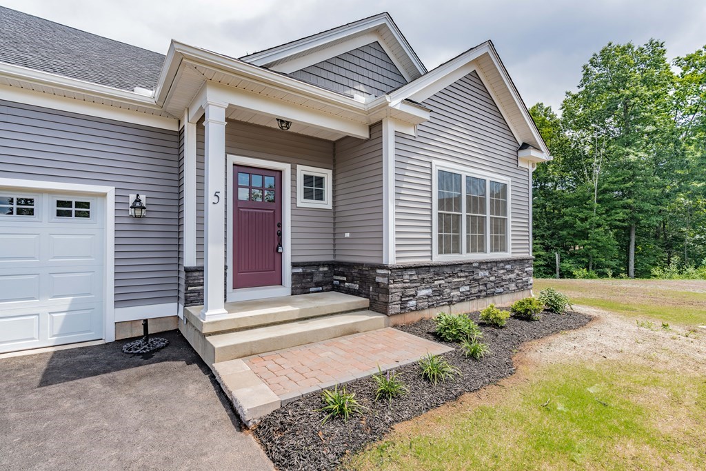 76 Watch Hill Road, Unit 76 Enfield, CT 06082 - Photo 24 of 26
