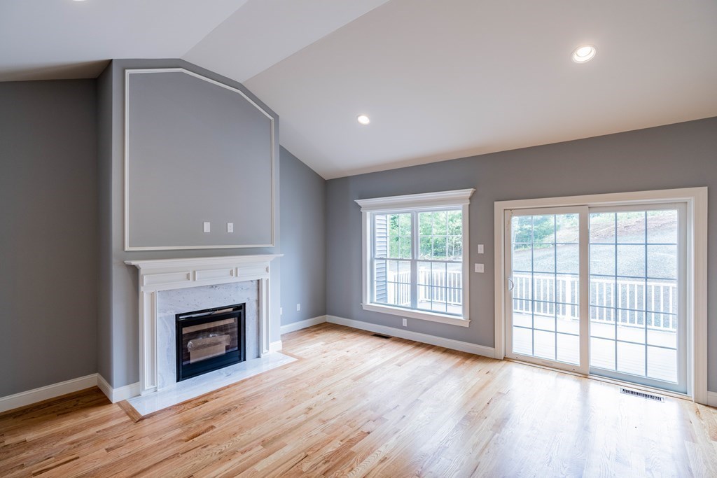 76 Watch Hill Road, Unit 76 Enfield, CT 06082 - Photo 3 of 26