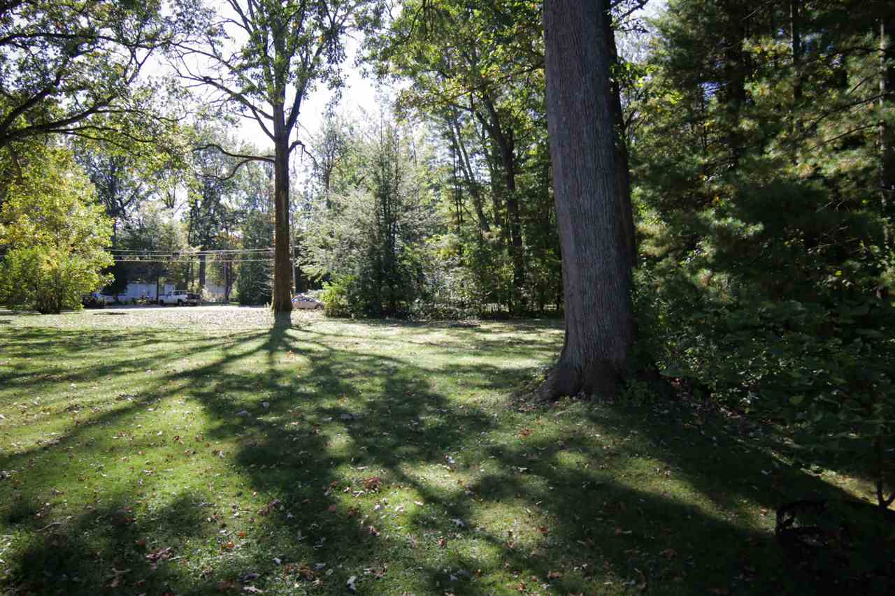 1901 Lower Huntington Road Fort Wayne, IN 46819 - Photo 2 of 24