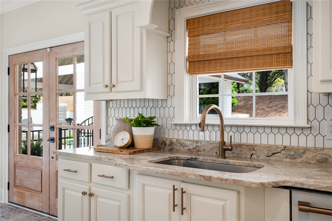 105 Caversham Lane Anderson, SC 29621 - Photo 21 of 50 Gallery Image 21