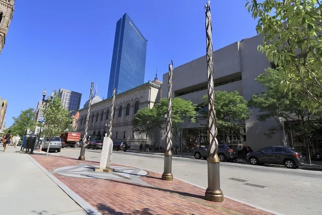 $10,000 | 671-673 Boylston Street, Unit 2, Boston, MA 02116