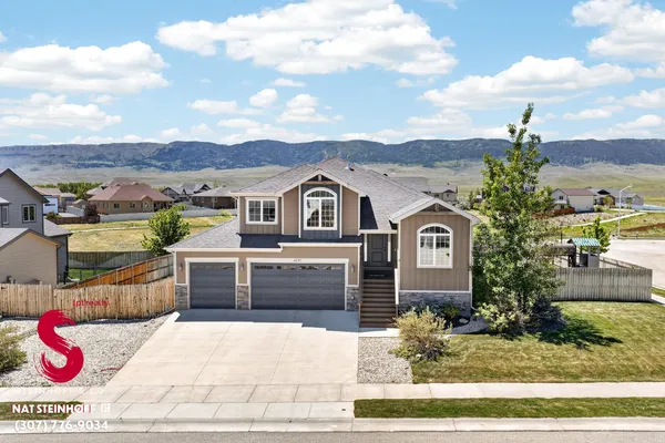 $575,000 | 4331 Drayton Way, Casper, WY 82609