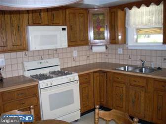 219 Stahl Road Southampton, PA 18966 - Photo 2 of 12 Gallery Image 2